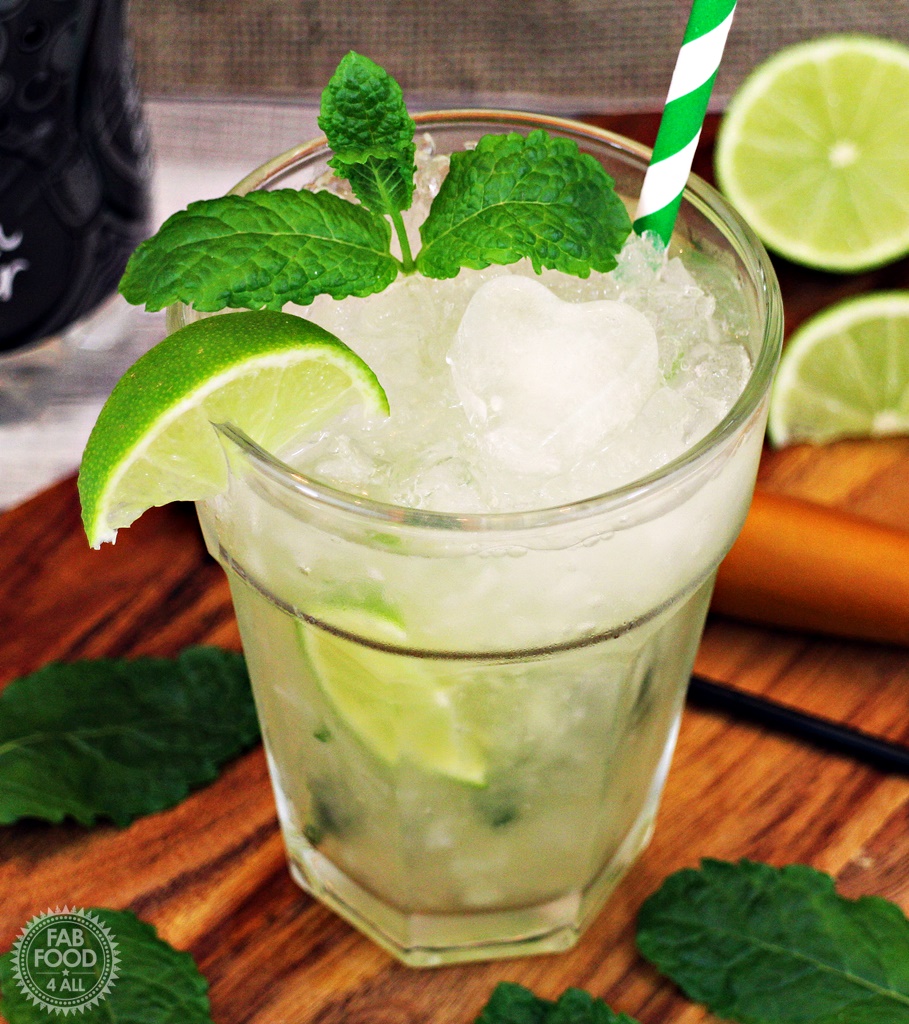 Garnish this mojito mocktail recipes with fresh mint and lime.