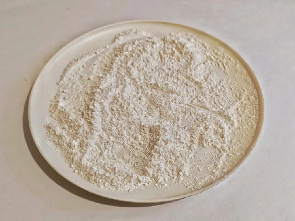 Cornstarch and salt on a plate.