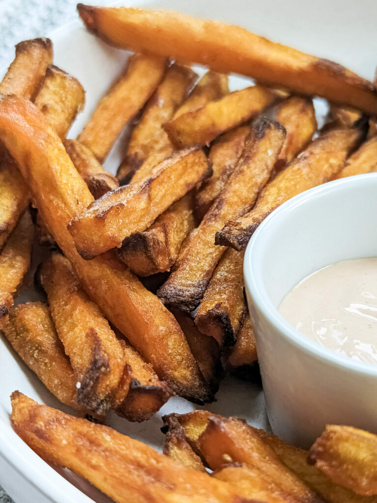 Sweet potato fries and sauce.
