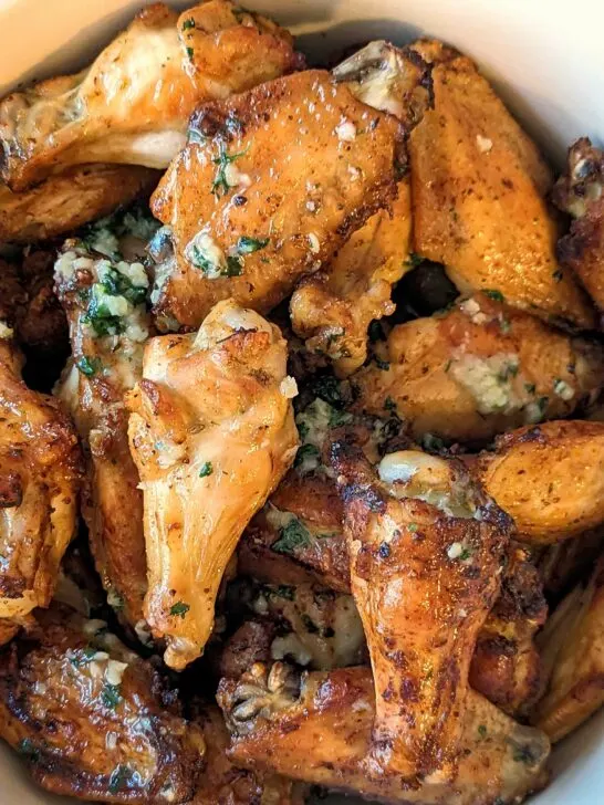 A close up of the garlic butter chicken wings.