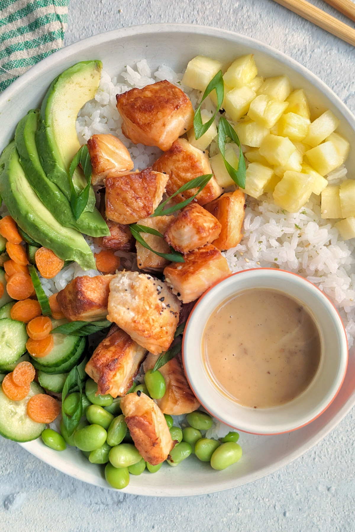 Sesame salmon bowl on a plate