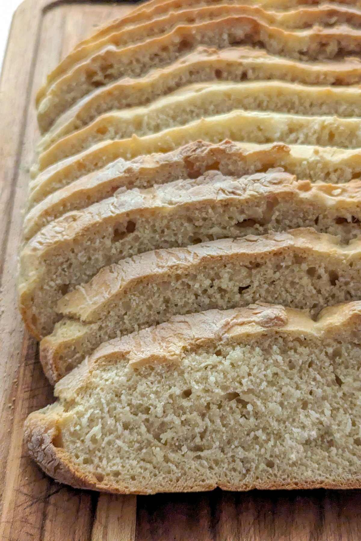 Sliced soda bread without buttermilk.