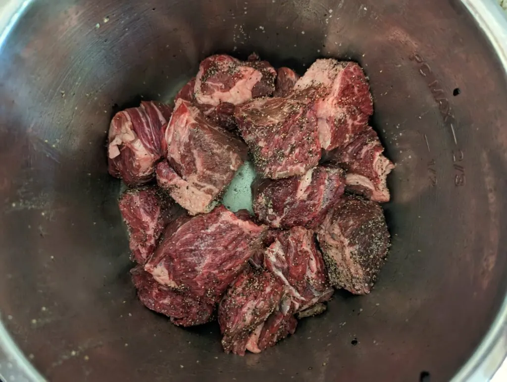 Beef searing in the instant pot.